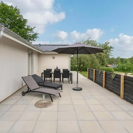 3 Bedroom Pet Friendly In Hejls