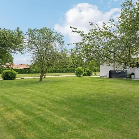 3 Bedroom Pet Friendly In Prázdninový dům *