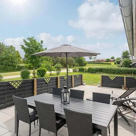 Prázdninový dům 3 Bedroom Pet Friendly In *